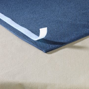 Banda cu puf si scai adeziv pentru textile VELCRO® Stick On For Fabrics 19 mm x 60 cm, negru